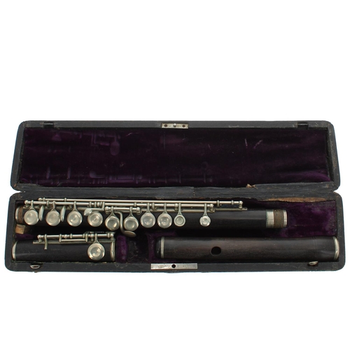 2835 - Yamaha YFL-32 metal flute, ser. no. 0011385, case; also an old unnamed rosewood flute, case (2)... 