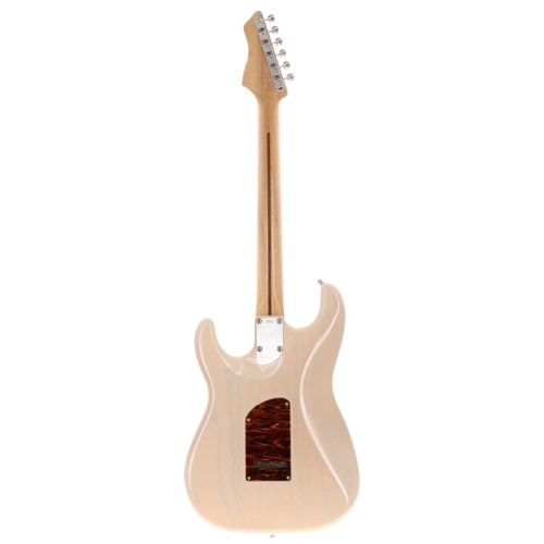 65 - Stefan D'Pergo electric guitar; Body: trans vintage white, a few minor marks; Neck: maple; Fretboard... 