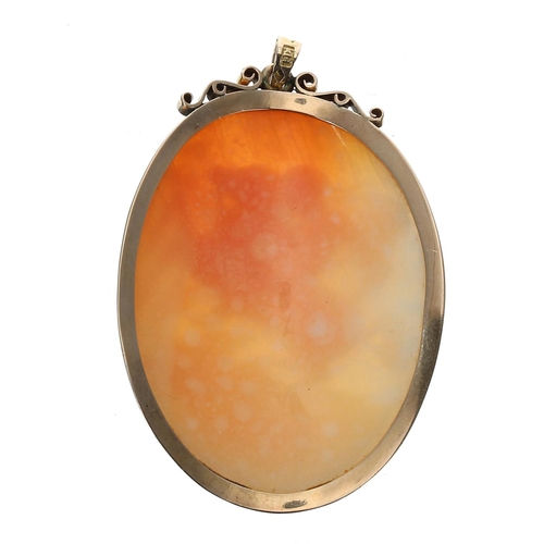 49 - Oval gold mounted shell cameo pendant, depicting George and the Dragon, stamped 'K14', 10.3GM, 51mm ... 