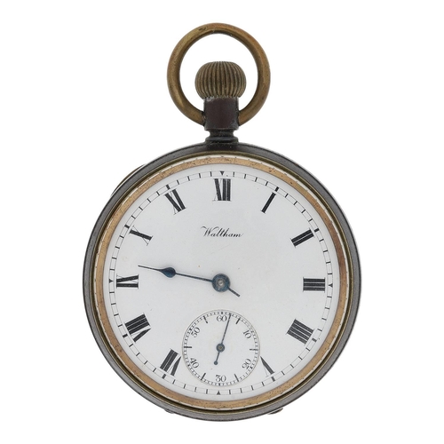 663 - American Waltham 'Traveler' gunmetal lever pocket watch, serial no. 16549357, circa 1908, with compe... 