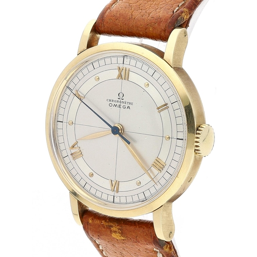 37 - Fine Omega Chronométre 14ct gentleman's wristwatch, serial no. 9826xxx, circa 1939-45, silvered two-... 