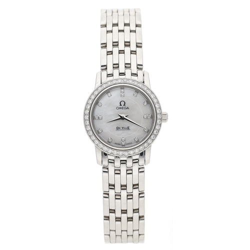 17 - Omega De Ville diamonds stainless steel lady's wristwatch, reference no. 45757500, serial no. 90789x... 