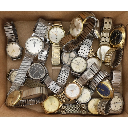 371 - Twenty gentleman's wristwatches to include Timex Seastar Quartz, Timex Electric Dynabeat, Betina Sta... 