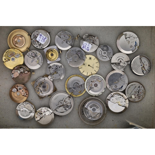 500 - Twenty-five wristwatch movements to include Damas; Citizen; Eterna-Matic; Tissot; Baume & Mercie... 