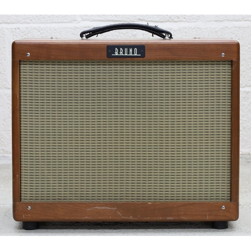 911 - Tony Bruno Custom Tweedy Pie valve guitar amplifier, made in USA*Please note: Gardiner Houlgate do n... 