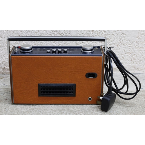 889 - Vintage Roberts R24 radio, converted with input jack to allow guitar connection whilst the radio is ... 