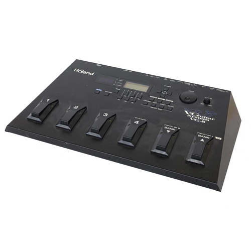 1040 - Roland VG-8 V-Guitar system pedal board*Please note: Gardiner Houlgate do not guarantee the full wor... 