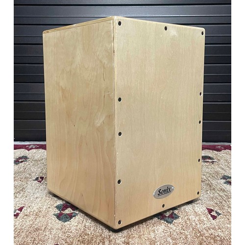 2574 - Sonix birch cajon, with soft carrying-case