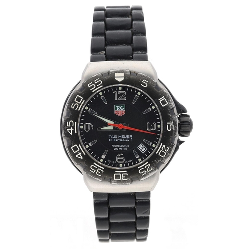 27 - Tag Heuer Formula 1 Professional stainless steel mid-size wristwatch, reference no. WAC1210, serial ... 