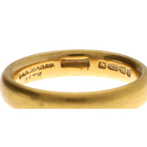 275 - 22ct wedding band ring, Birmingham 1922, width 4mm, 7gm, ring size L/M
