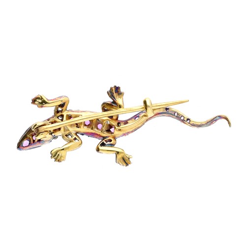 305 - Novelty amethyst and diamond lizard brooch set in silver, 3.1gm, 42mm