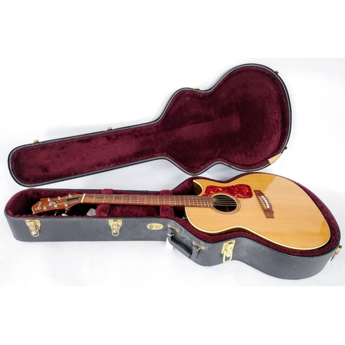 173 - 2007 Guild CV-1C acoustic guitar, made in USA; Back and sides: Indian rosewood, nitro stand burn to ... 