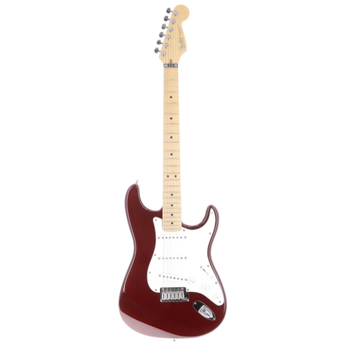 452 - 1990s Fender American Stratocaster electric guitar, made in USA; Body: midnight wine finished alder,... 