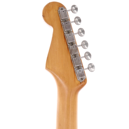 55 - 1963 Fender Stratocaster electric guitar, made in USA; Body: 1960s red nitrocellulose refinish, ligh... 