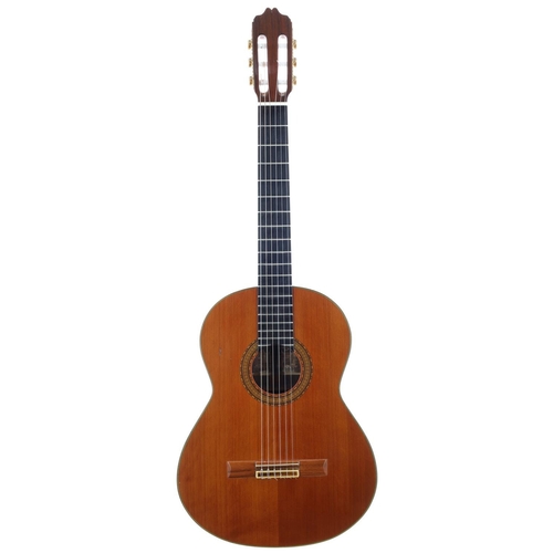 2106 - 1981 Cuenca 110 classical guitar, made in Spain; Back and sides: Indian rosewood; Top: cedar, half i... 