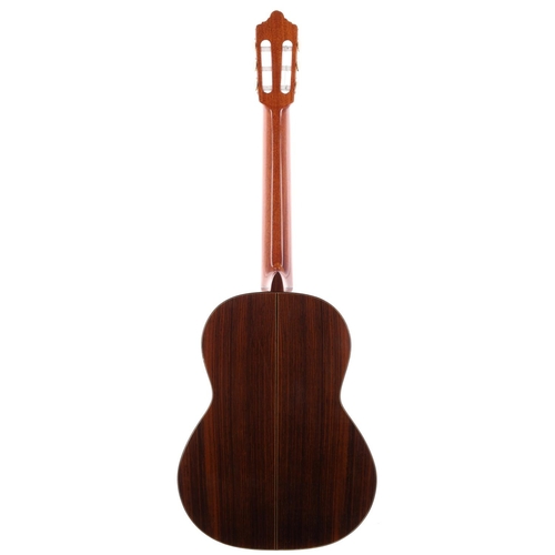 2107 - El Castillo M-3 classical guitar, made in Madrid, Spain; Back and sides: Indian rosewood; Top: natur... 