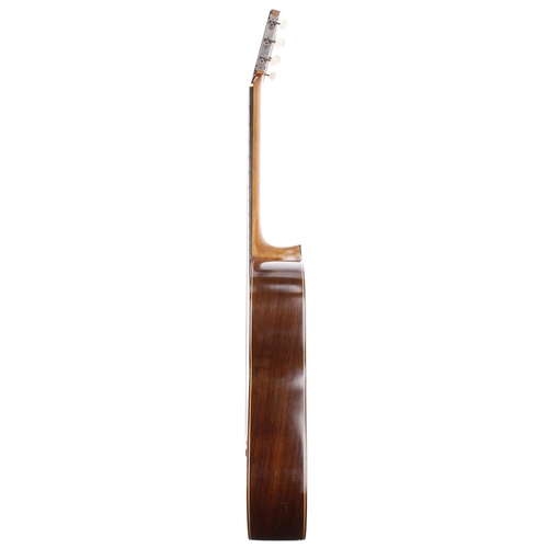 2115 - The Granary Collection - 1956 Domingo Esteso classical guitar, labelled VDa y Sobrinos De Domingo Es... 