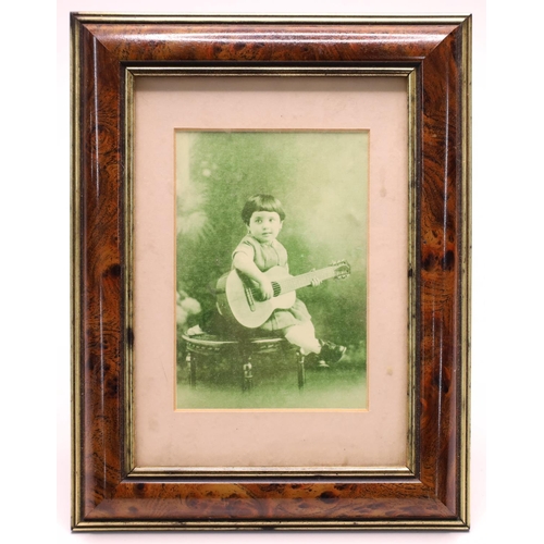 2129 - The Granary Collection - 1926 Julian Gomez Ramirez child's guitar, label hand signed with 'Alla Graz... 