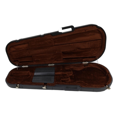 1374 - Peavey T Series electric guitar hard case