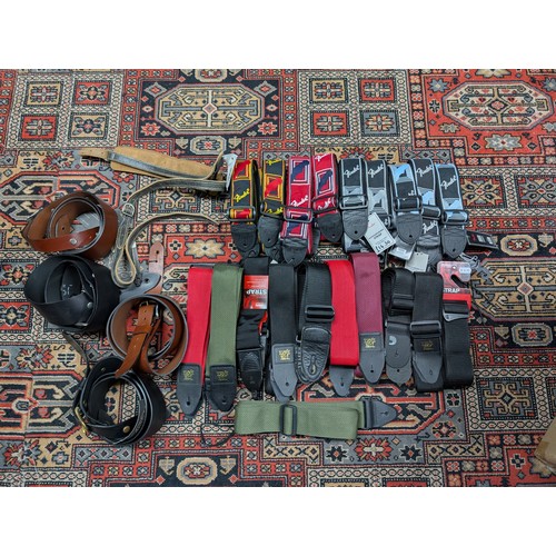 1501 - Good selection of new and unused guitar straps by Fender, D'Addario, Bear Straps etc... 