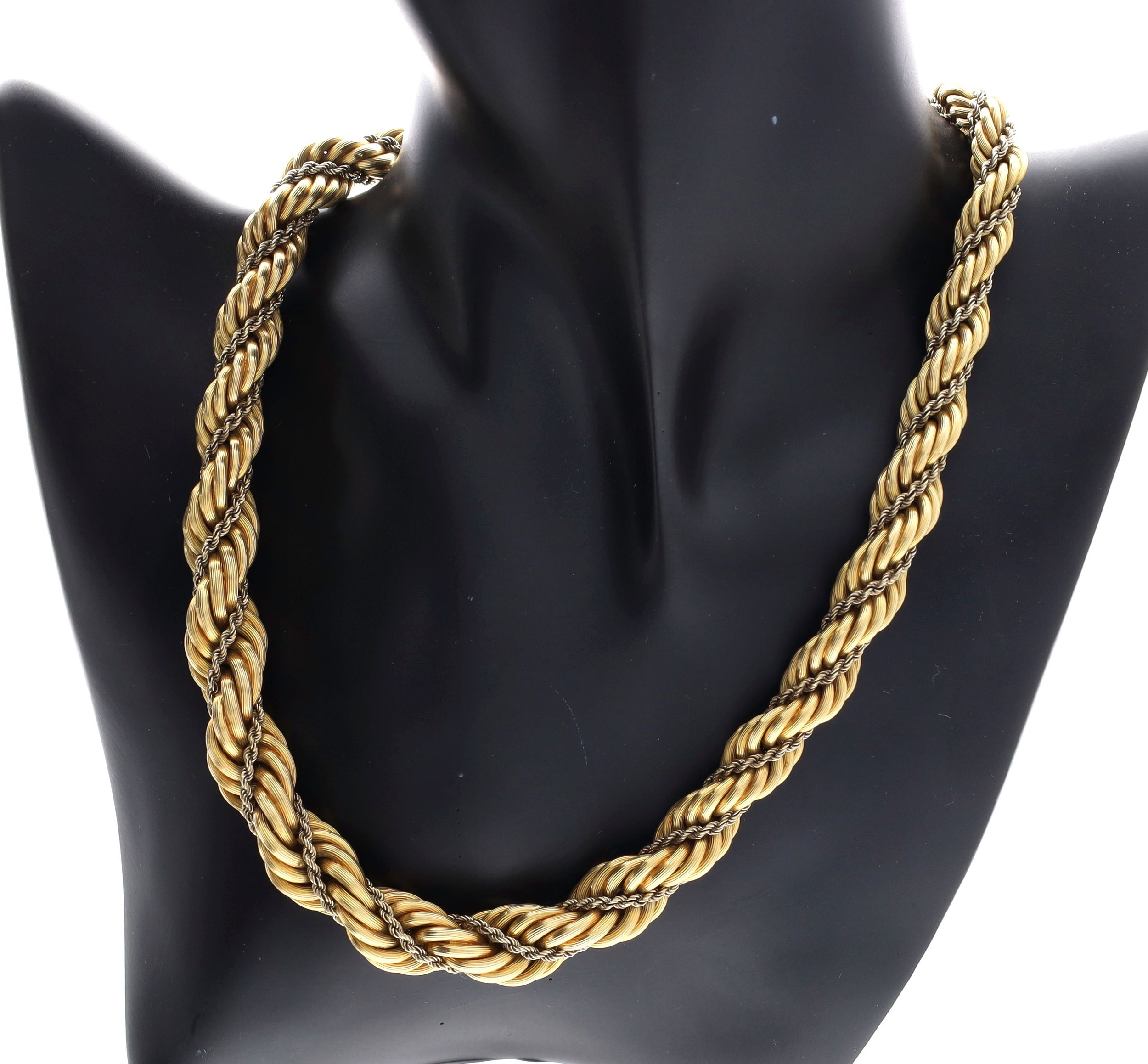 Good heavy 18ct graduating rope twist design necklace, stamped '750 ...