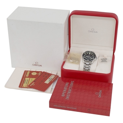 238 - Omega Seamaster Professional 300m/1000ft stainless steel gentleman's wristwatch, reference no. 22645... 