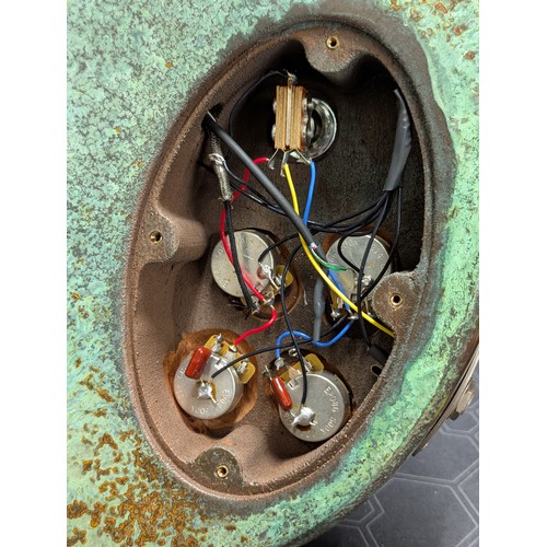 188 - Scott Walker Special Custom left-handed electric guitar, made in USA; Body: Mahogany with textured o... 