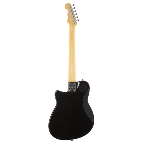 192 - 2017 Reverend Buckshot electric guitar, made in Korea; Body: black gloss finish, a few light surface... 