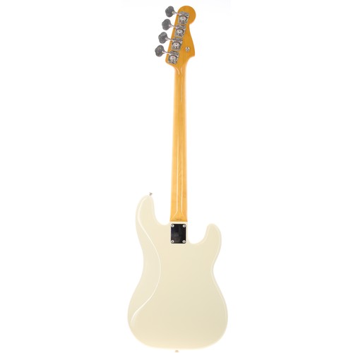 205 - Fender 62 Reissue Precision Bass left-handed bass guitar, made in Japan (2006-2008); Body: Olympic w... 