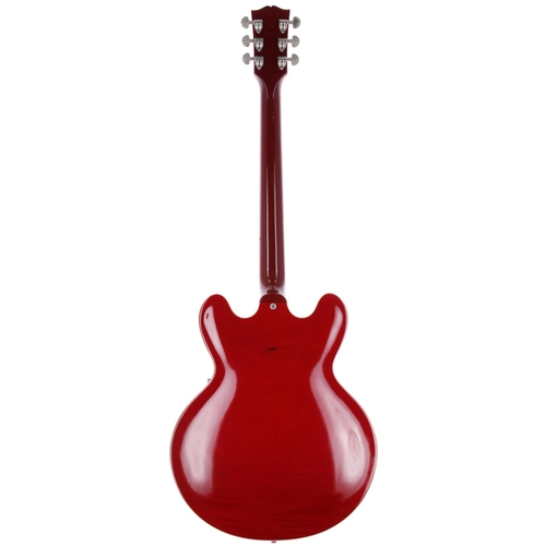 249 - 2004 Gibson Memphis ES-335 Dot semi-hollow body electric guitar, made in USA; Body: cherry finished ... 