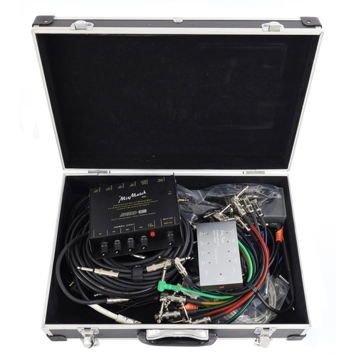 1305 - Award Session Mix Match MM4 guitar unit; together with a Harley Benton ISO-1 Pro power plant and a s... 