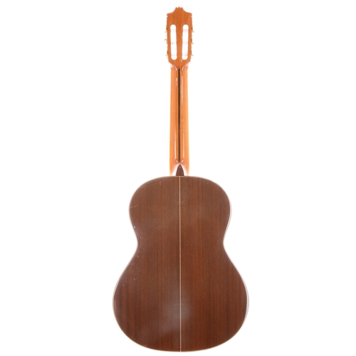 1940 - Alhambra 7C classical guitar, made in Spain; Back and sides: mahogany, minor surface imperfections; ... 