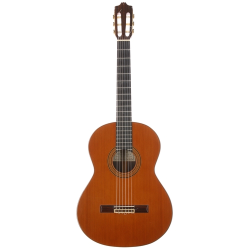 1942 - 1984 Alhambra 10C classical guitar, made in Spain; Back and sides: Indian rosewood; Top: natural spr... 