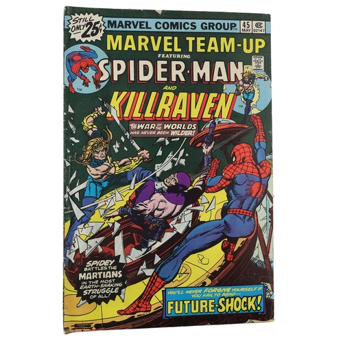 96 - Marvel Comics: Marvel Team-up featuring Spider-Man and Daredevil issue #25, circa 1974; together wit... 