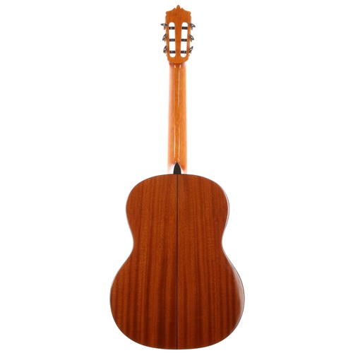 1914 - 2010 Martinez MCG-40S classical guitar, with compressed foam case