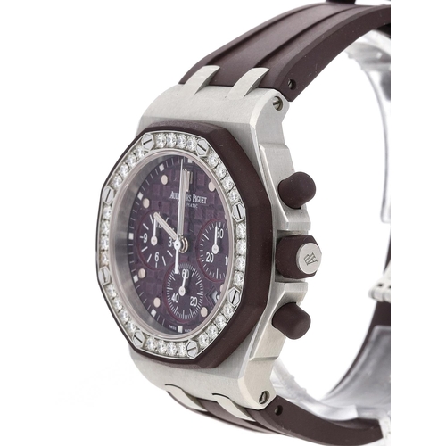 24 - Audemars Piguet Royal Oak Off Shore Chronograph automatic mid-size wristwatch, no. 4495, I 01610, pl... 