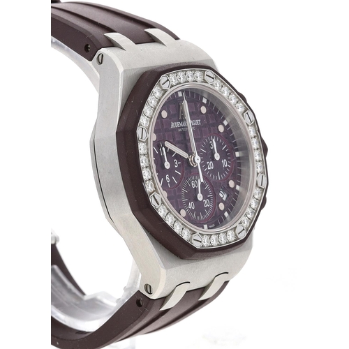 24 - Audemars Piguet Royal Oak Off Shore Chronograph automatic mid-size wristwatch, no. 4495, I 01610, pl... 