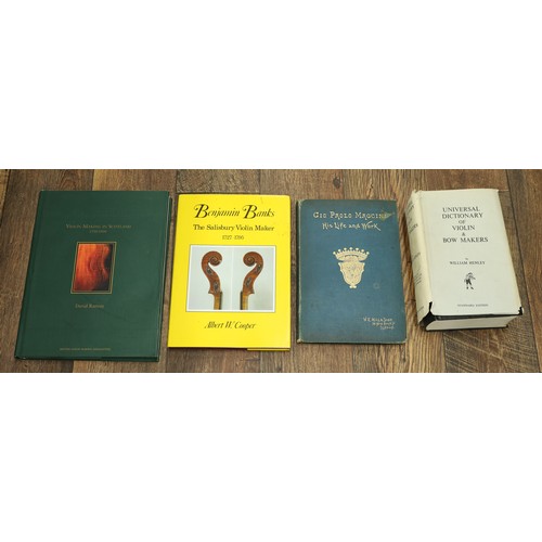 William Henley - Universal Dictionary of Violin & Bow Makers, 1973