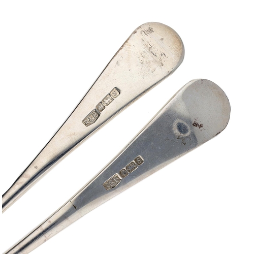 445 - Two Roberts & Belk silver rat tail pattern soup spoons, hallmarked Sheffield 1992 and 1995, 6.75... 