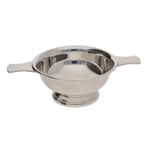 503 - Modern silver quaich, 5