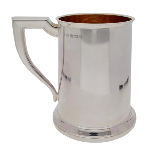 500 - Modern silver one pint tankard, maker Carr's of Sheffield, 2015, 5