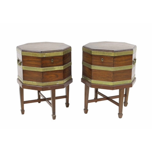 831 - Fine pair of George III octagonal mahogany wine coolers (caisse à vin) on stands, 22