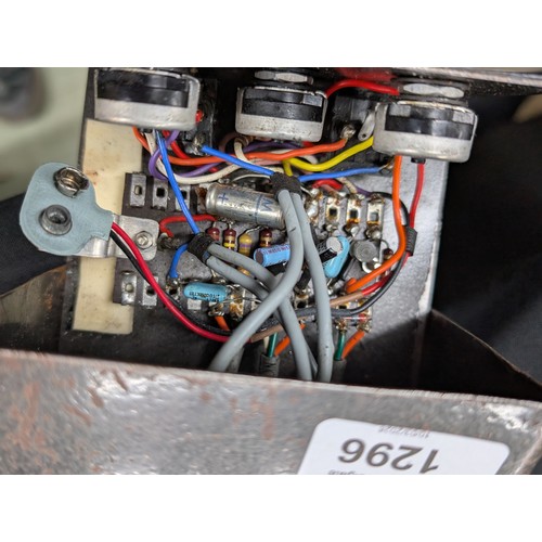 1351 - 1966 Baldwin Burns Buzzaround guitar pedal, made in England**Please note: Gardiner Houlgate do not g... 