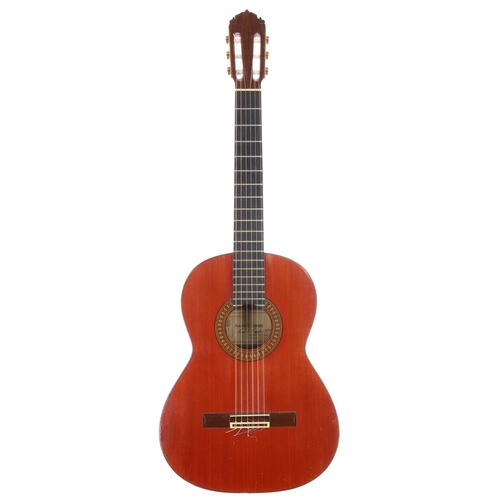 2262 - 1970 Manuel Condé classical guitar, made in Madrid, Spain; Back and sides: Indian rosewood, light sc... 