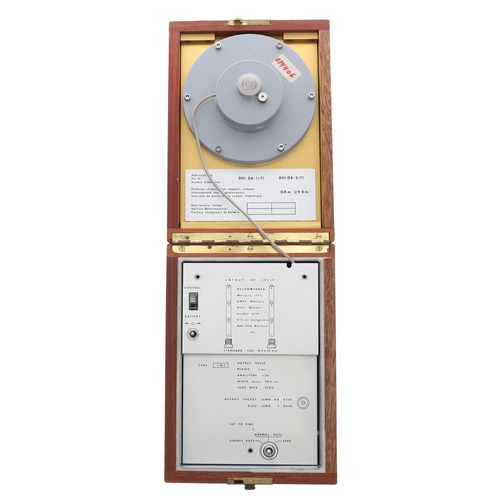 1059 - Golay Marine CM2 71055 Quartz chronometer, the 3