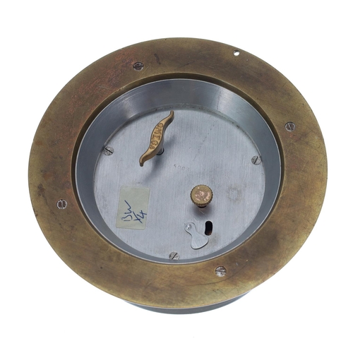 1147 - Omega brass and aluminium desk chronometer with dead-beat centre seconds, circa 1930s, reference 500... 