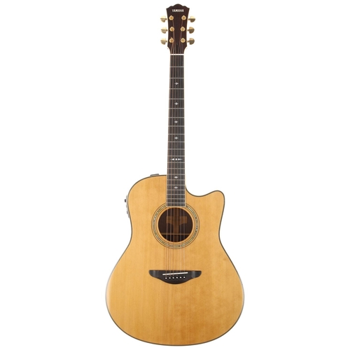 16 - 2003 Yamaha LLX-500C electro-acoustic guitar, made in Japan; Back and sides: rosewood; Top: natural ... 