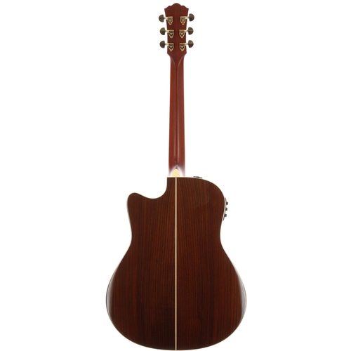 16 - 2003 Yamaha LLX-500C electro-acoustic guitar, made in Japan; Back and sides: rosewood; Top: natural ... 