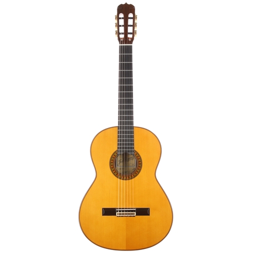 2007 José Ramirez 1A C640.A Traditional classical guitar, made in Madrid, Spain; Back and sides: Indian rosewood; Top: natural spruce, one minor ding to treble edge; Neck: cedar; Fretboard: ebony; Frets: good; Scale length: 650mm; Nut width: 54mm; Overall condition: excellent