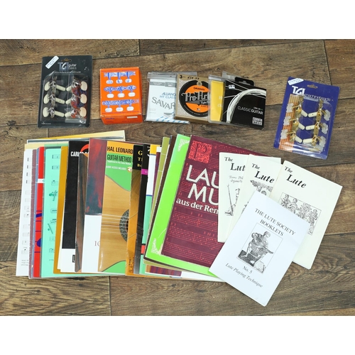 2289 - Quantity of good classical guitar music with some Lute Society booklets and annual volumes; together... 